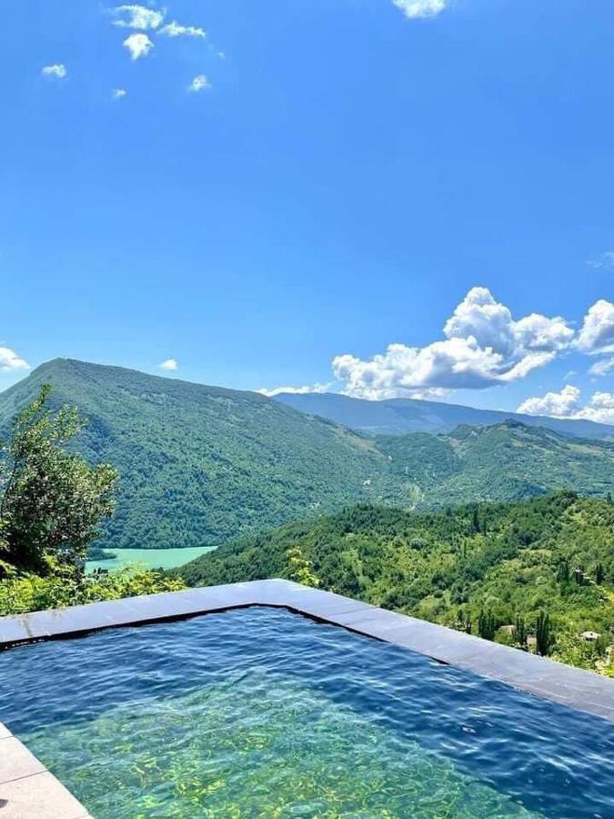 Guest House Lailashi Surmushi Exterior photo